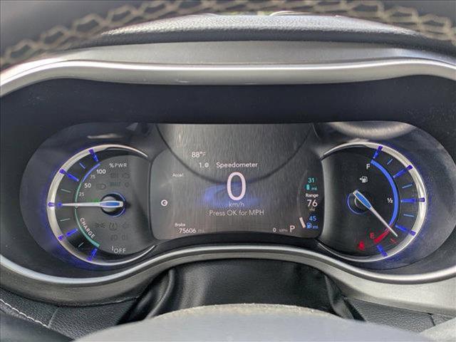 used 2022 Chrysler Pacifica Hybrid car, priced at $21,049