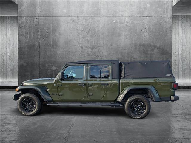 used 2022 Jeep Gladiator car, priced at $35,827