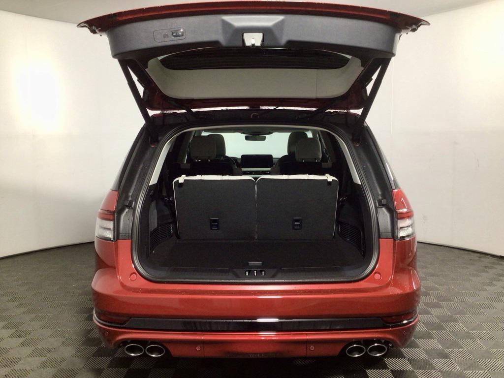 new 2025 Lincoln Aviator car, priced at $69,913