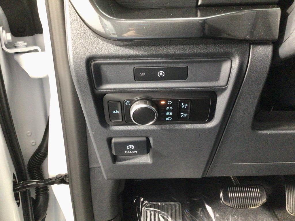 new 2025 Ford F-150 car, priced at $48,618