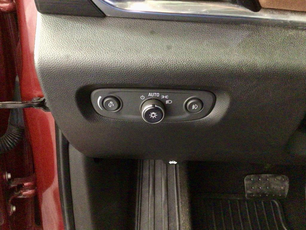 used 2018 Chevrolet Traverse car, priced at $18,500