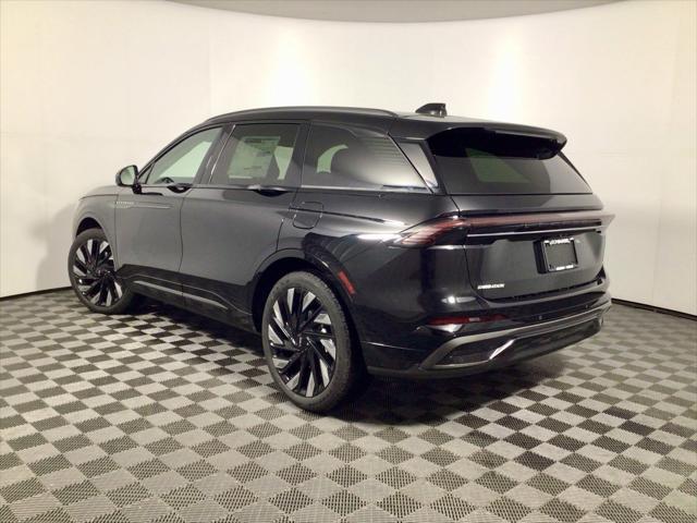 new 2025 Lincoln Nautilus car, priced at $67,705