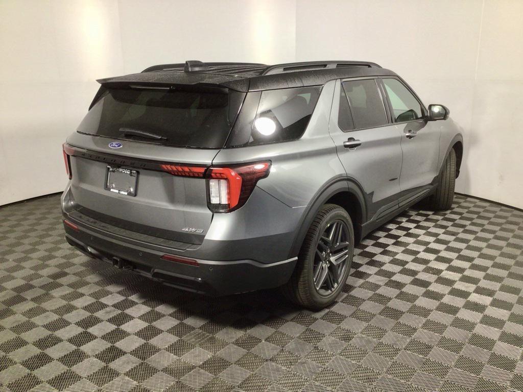 new 2025 Ford Explorer car, priced at $54,548