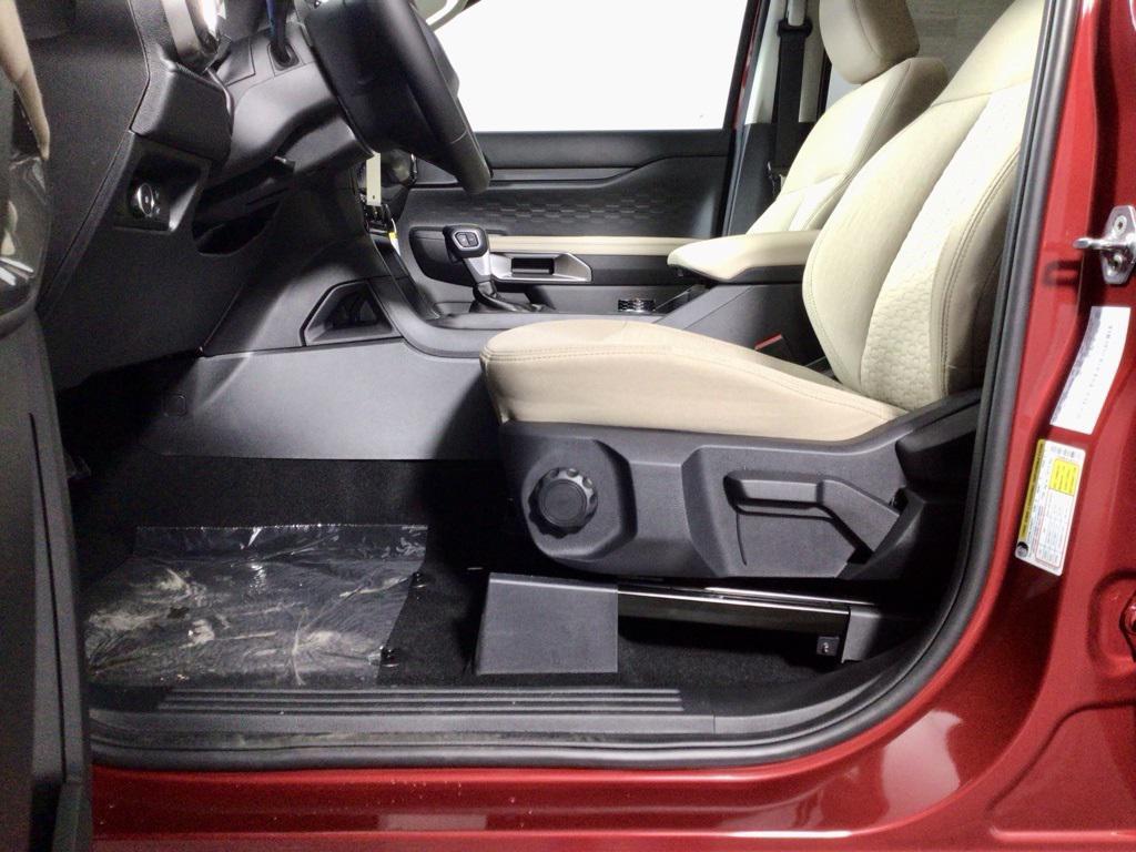 new 2025 Ford Ranger car, priced at $40,460