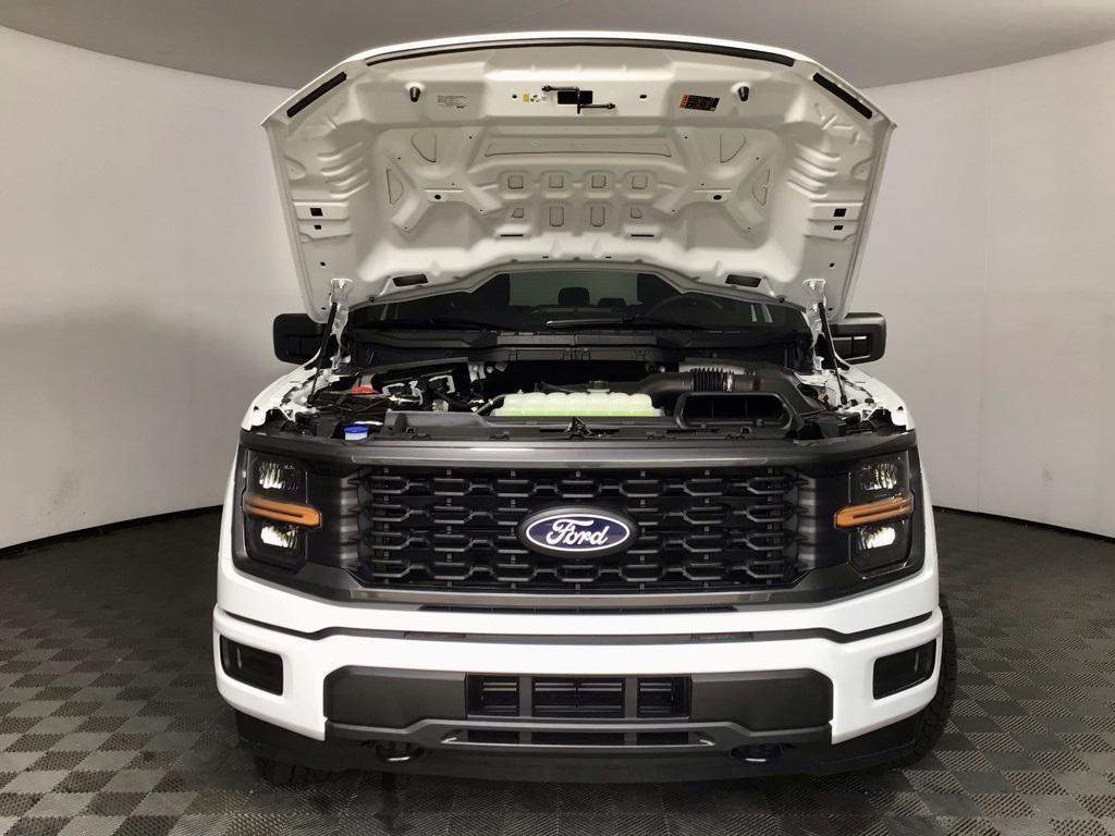 new 2025 Ford F-150 car, priced at $46,876
