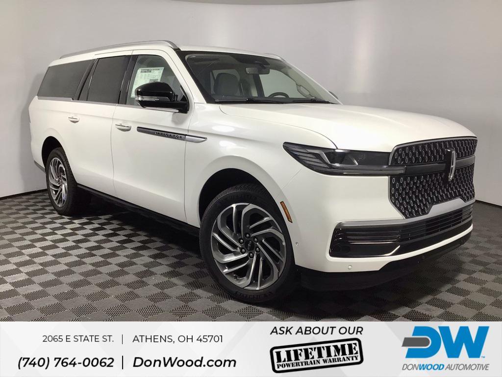 new 2025 Lincoln Navigator car, priced at $104,010