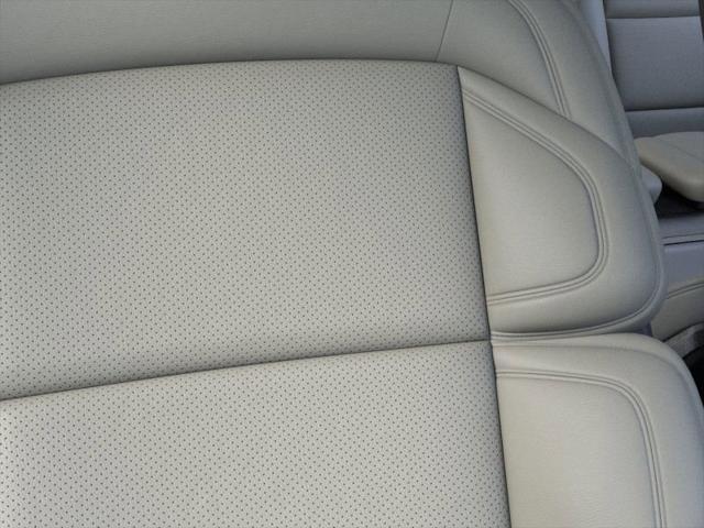 new 2025 Lincoln Navigator car, priced at $104,460