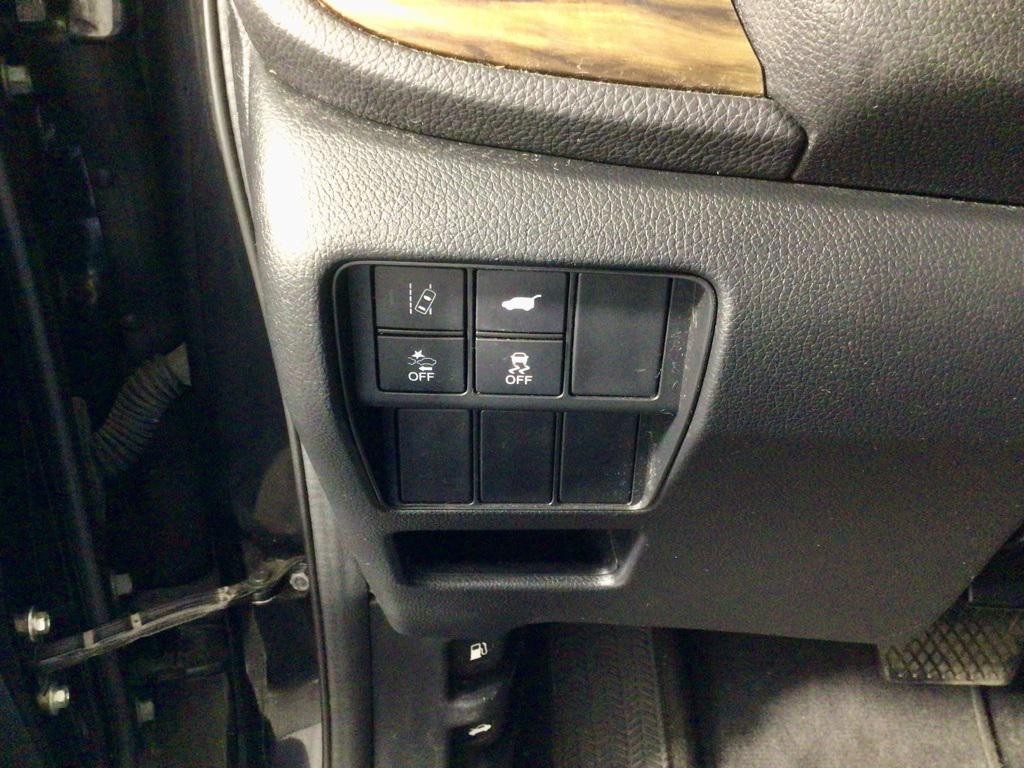 used 2017 Honda CR-V car, priced at $12,500