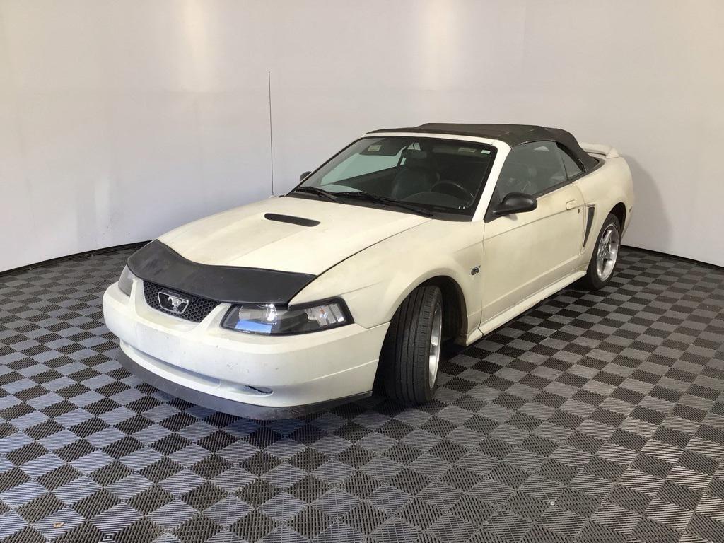 used 2000 Ford Mustang car, priced at $4,000