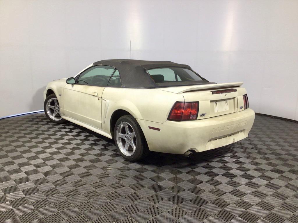 used 2000 Ford Mustang car, priced at $4,000