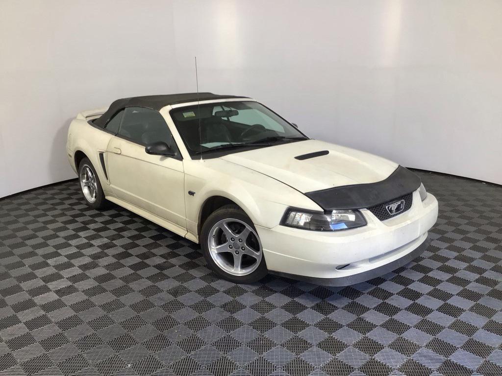 used 2000 Ford Mustang car, priced at $4,000