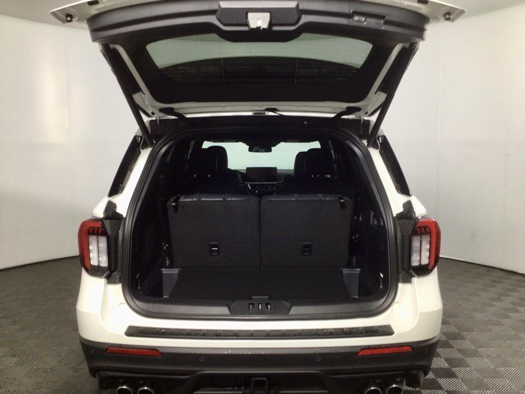 new 2025 Ford Explorer car, priced at $60,153