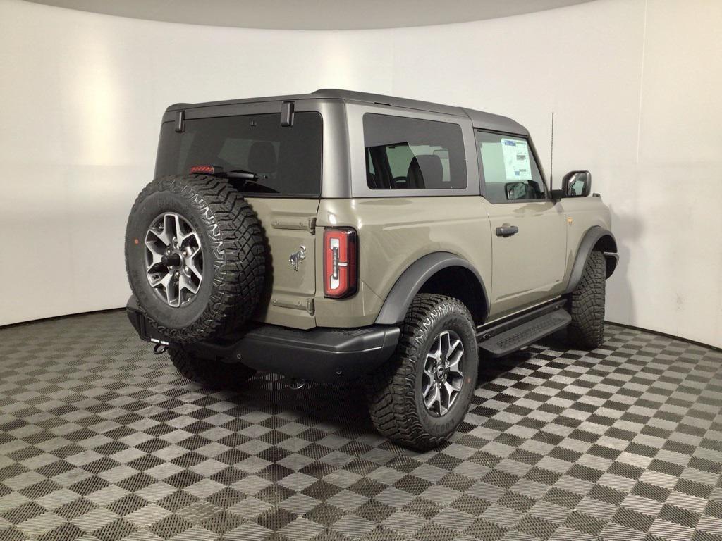 new 2025 Ford Bronco car, priced at $52,682