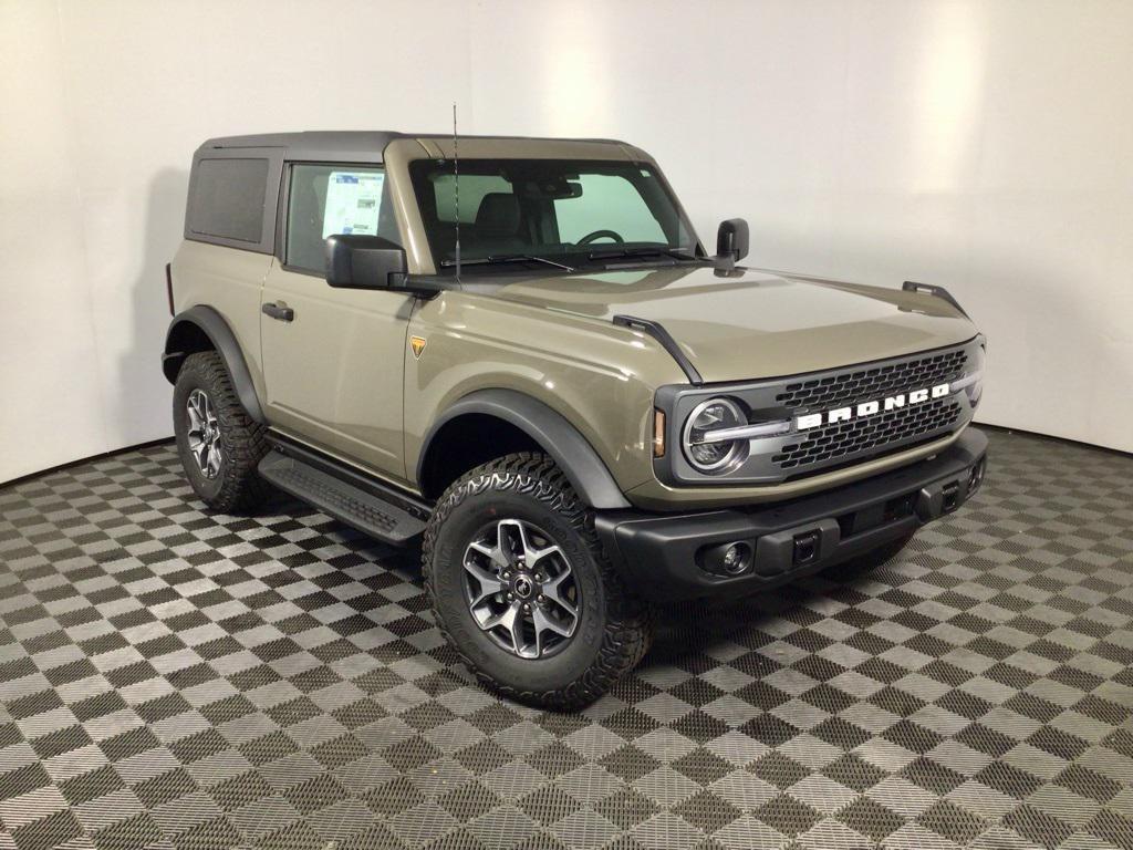 new 2025 Ford Bronco car, priced at $52,682