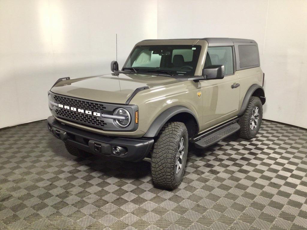 new 2025 Ford Bronco car, priced at $52,682