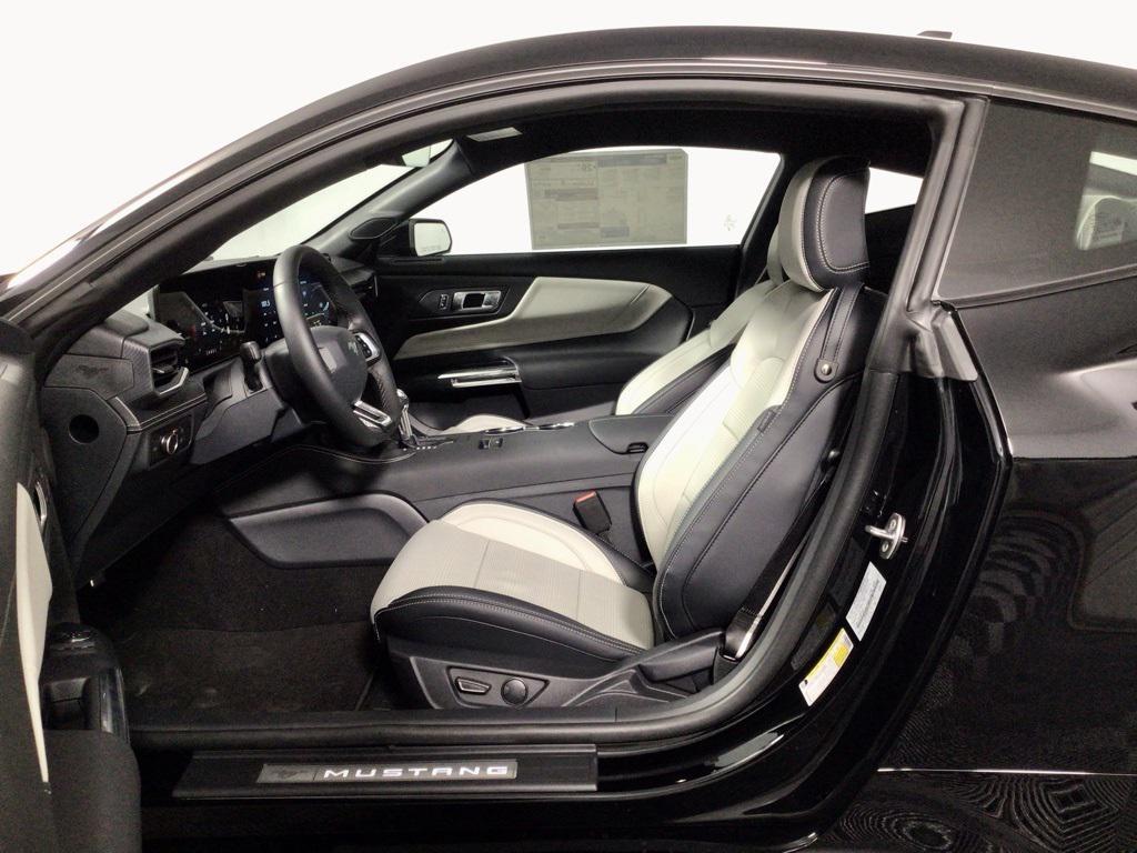 new 2025 Ford Mustang car, priced at $39,500