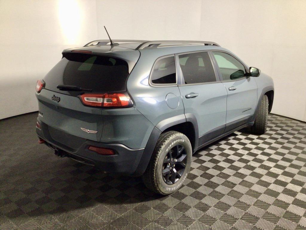 used 2015 Jeep Cherokee car, priced at $9,000