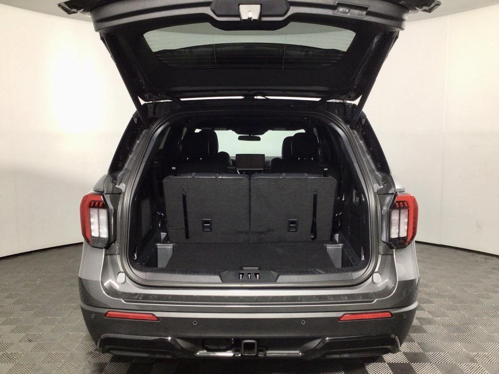 new 2025 Ford Explorer car, priced at $51,500