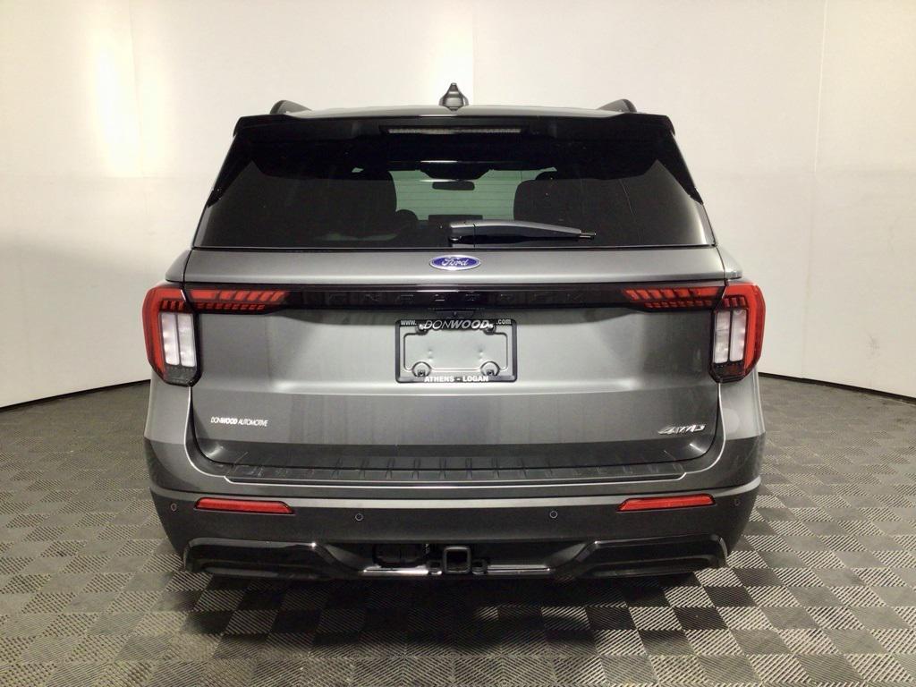 new 2025 Ford Explorer car, priced at $51,500