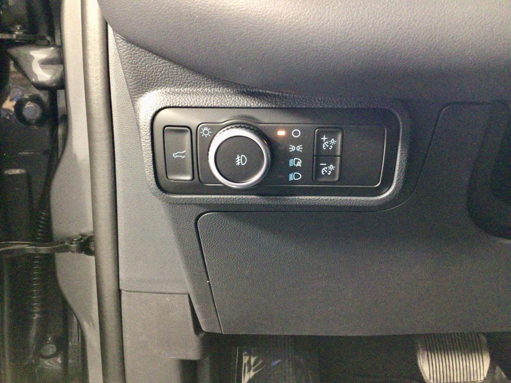 new 2025 Ford Explorer car, priced at $51,500