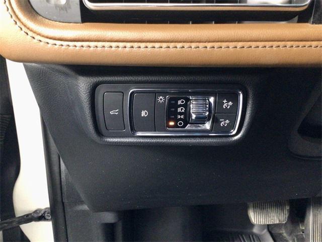 used 2020 Lincoln Aviator car, priced at $30,000