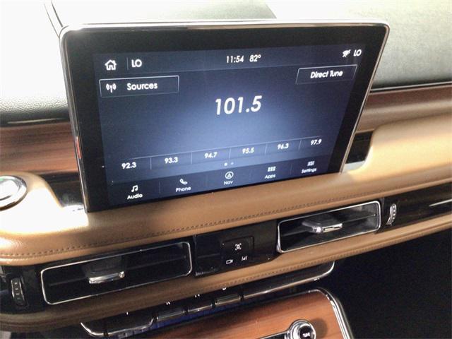 used 2020 Lincoln Aviator car, priced at $30,000