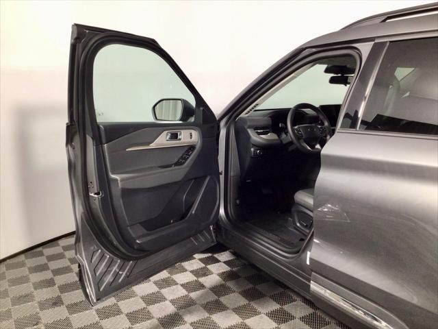 new 2025 Ford Explorer car, priced at $48,000