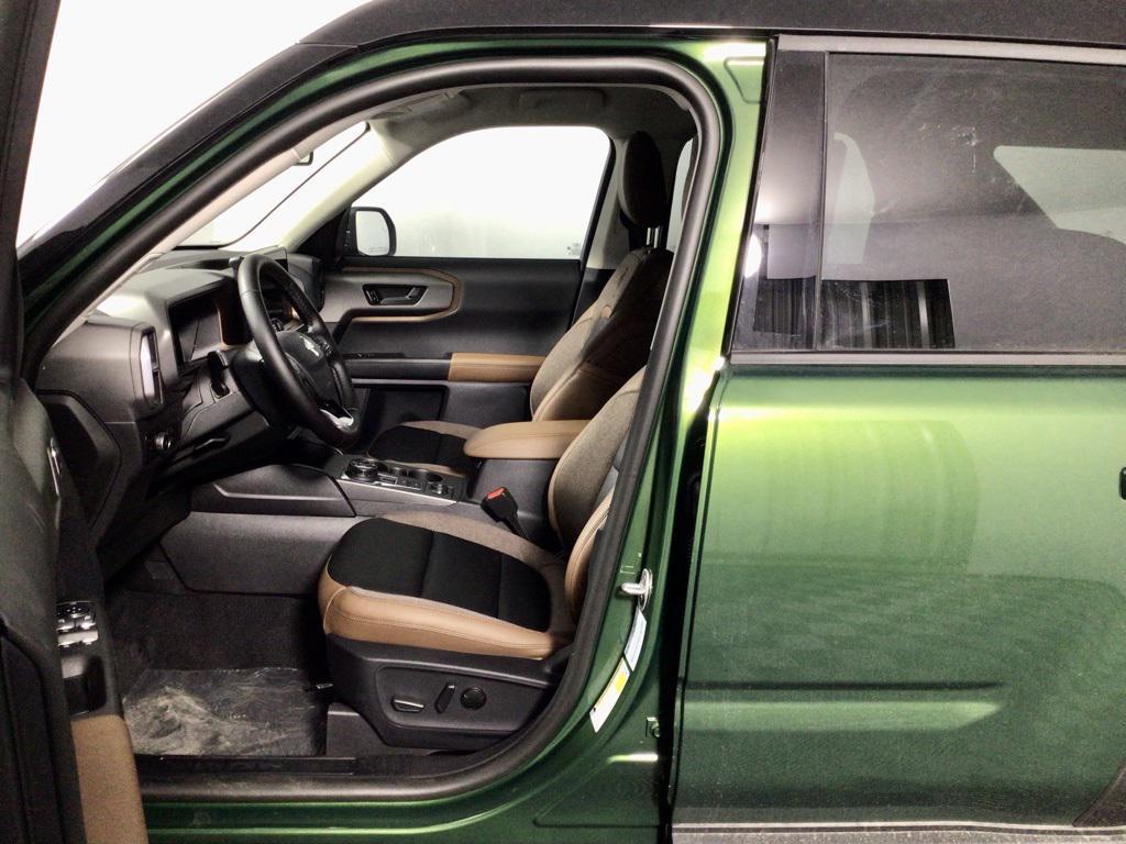 new 2025 Ford Bronco Sport car, priced at $35,000