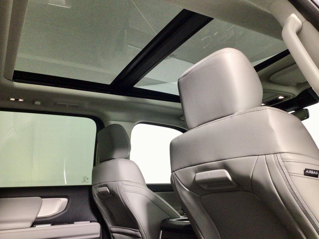 new 2025 Ford Expedition Max car, priced at $74,296