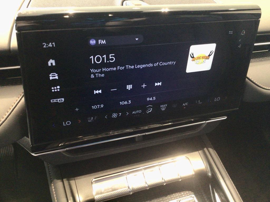 new 2025 Lincoln Nautilus car, priced at $50,617