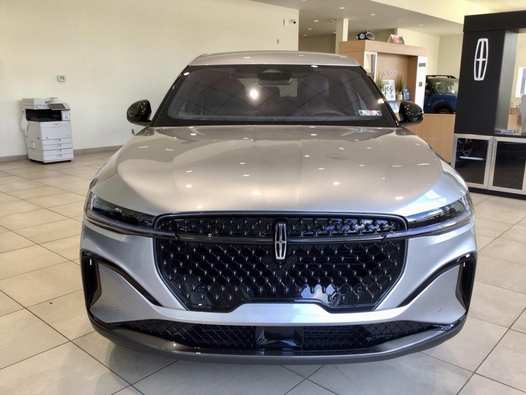 new 2025 Lincoln Nautilus car, priced at $56,617