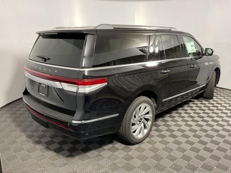 new 2024 Lincoln Navigator L car, priced at $100,000