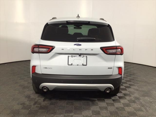 new 2025 Ford Escape PHEV car, priced at $39,000