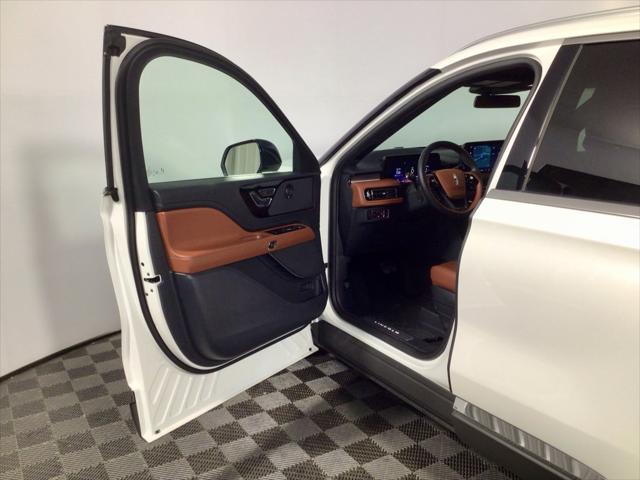 new 2025 Lincoln Aviator car, priced at $64,297