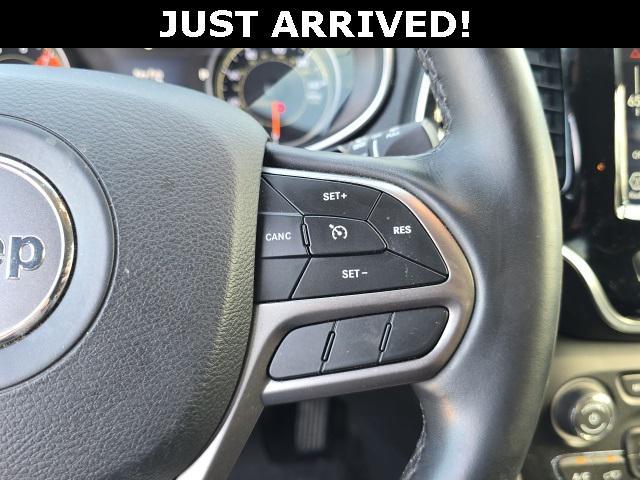 used 2019 Jeep Cherokee car, priced at $17,564