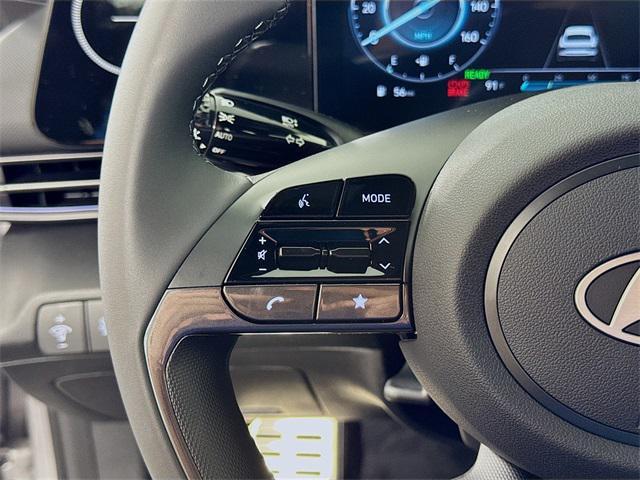 new 2025 Hyundai Elantra car, priced at $29,185
