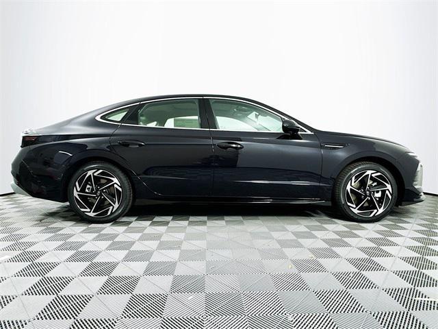 new 2024 Hyundai Sonata car, priced at $32,265