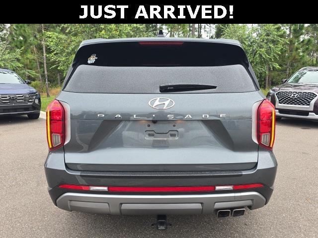 used 2023 Hyundai Palisade car, priced at $34,800