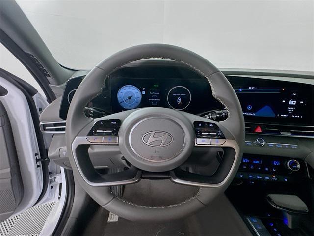 new 2024 Hyundai Elantra car, priced at $27,290