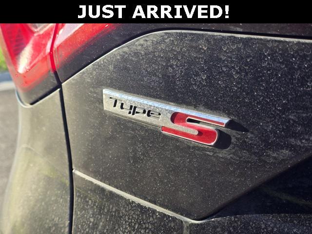 used 2022 Acura MDX car, priced at $39,940