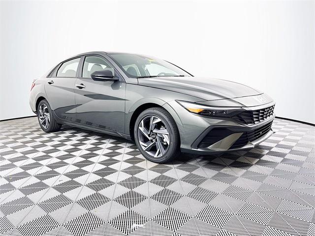new 2025 Hyundai Elantra car, priced at $25,160