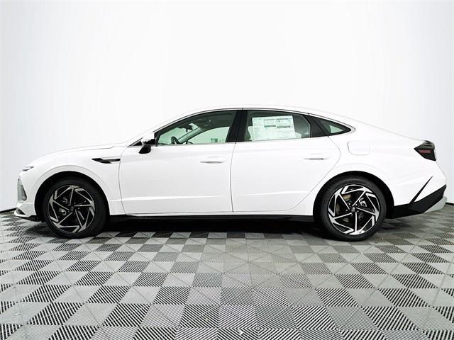 new 2025 Hyundai Sonata car, priced at $33,435