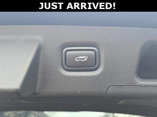 used 2021 Hyundai Santa Fe car, priced at $18,499