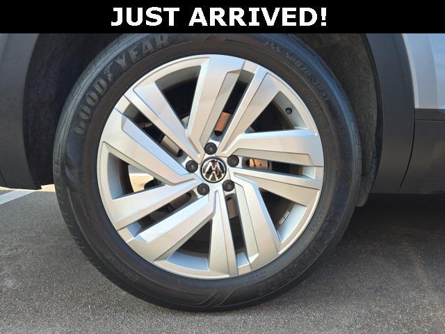 used 2021 Volkswagen Atlas Cross Sport car, priced at $24,249