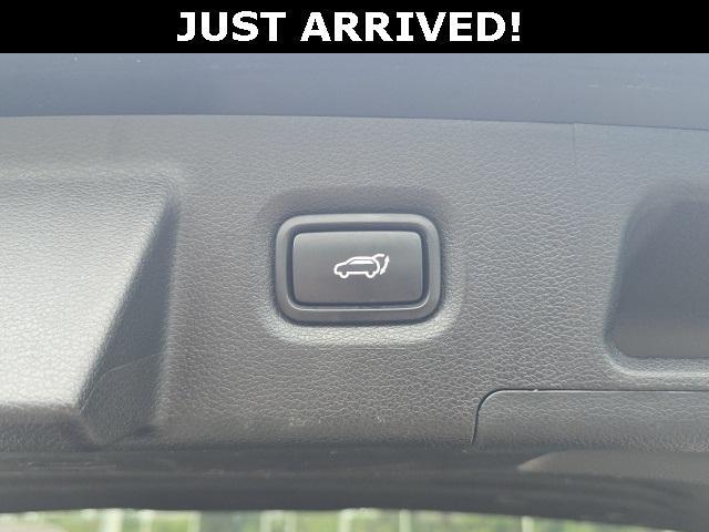 used 2023 Hyundai Santa Fe car, priced at $17,288