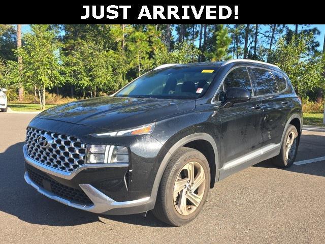 used 2022 Hyundai Santa Fe car, priced at $20,000