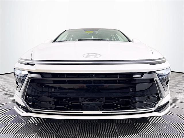 new 2025 Hyundai Sonata Hybrid car, priced at $39,187