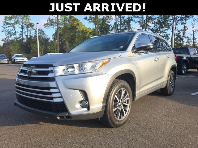 used 2018 Toyota Highlander car, priced at $22,876