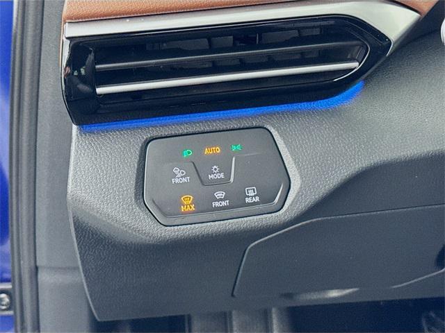 used 2022 Volkswagen ID.4 car, priced at $18,833