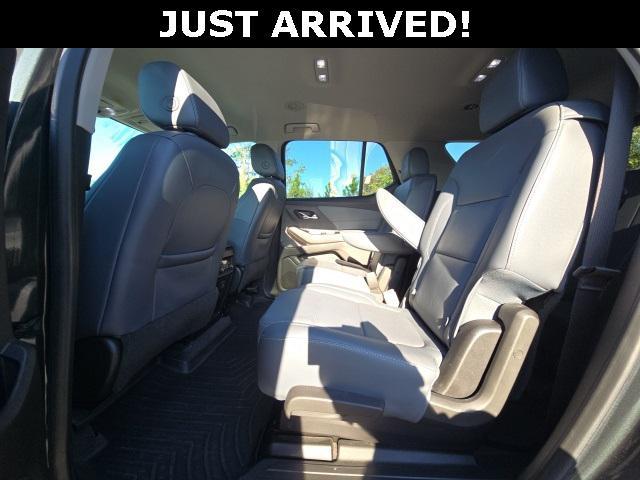used 2019 Chevrolet Traverse car, priced at $17,900